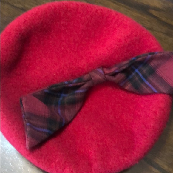 BCBG Bow Tie Beret Red NWT - Picture 4 of 8